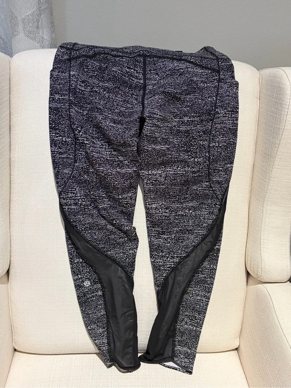 Lululemon Black & White Speckled Athletic Leggings